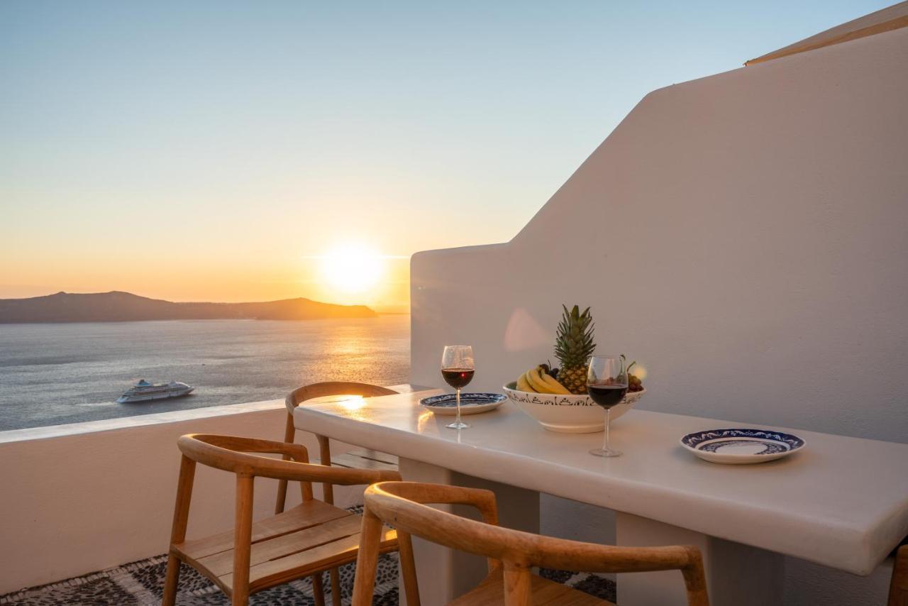 Inspire Santorini Luxury Villas Fira  Eksteriør bilde